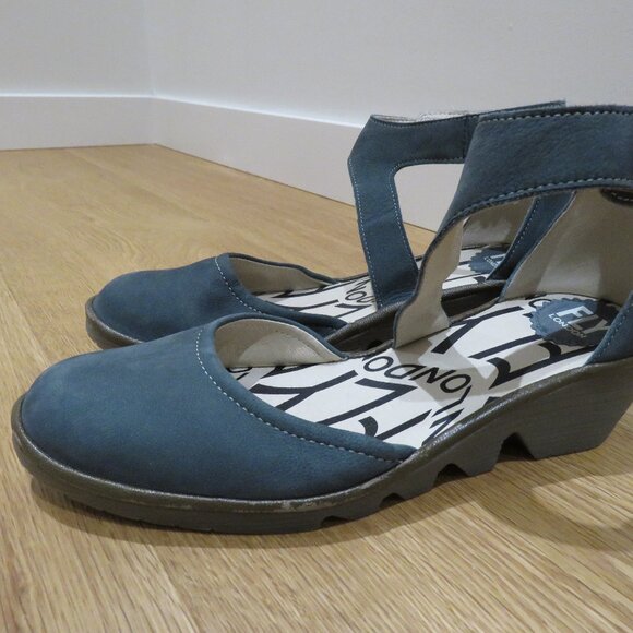 FLY LONDON Piat Wedge Suede Sandals in Forest Green Grunge Edgy Boho 7.5 - 8 - Picture 2 of 14